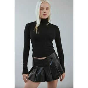 BDG Urban Outfitters Pleated Study Buddy Faux Leather Mini Skort Sz S Black NWT